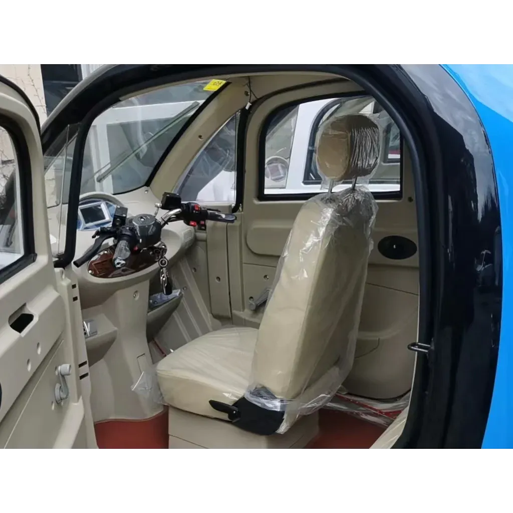 Gio Electric Golf Enclosed 1200W Mobility Scooter